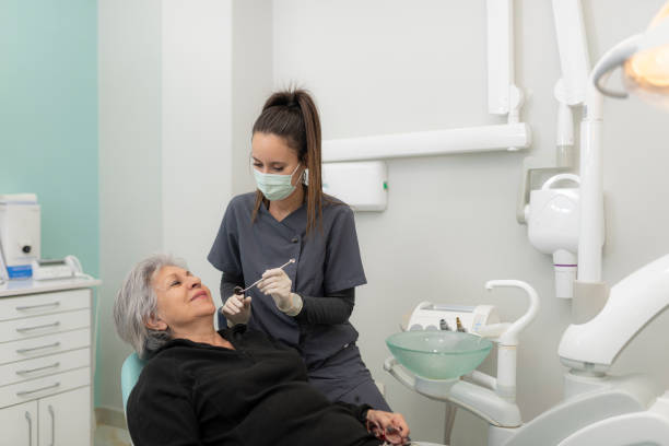 Best Emergency Dental Care for Broken or Chipped Teeth in St Elmo, IL